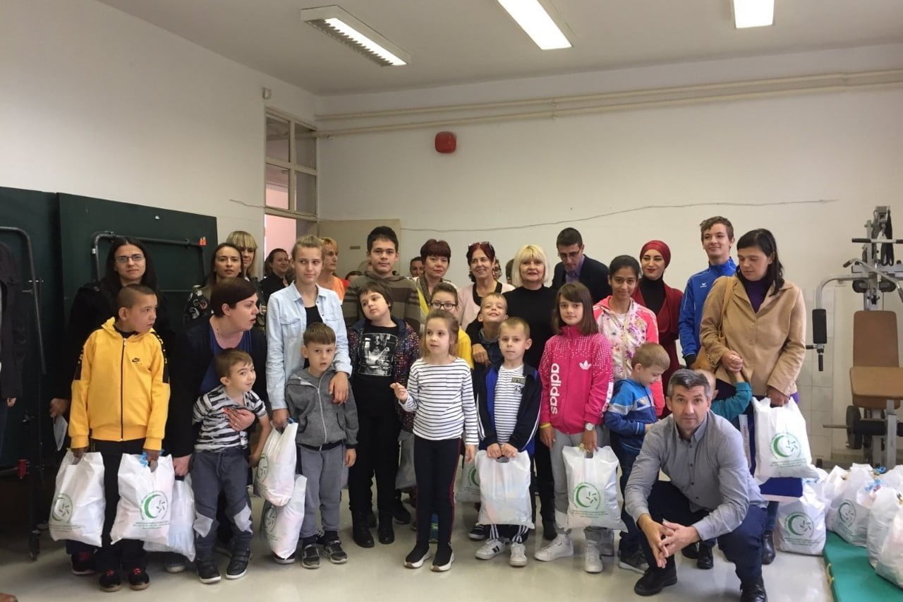 IMG ad5b3cbceba1b0391e149c5d2fc50919 V crop 3